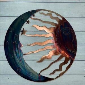 Metal Cut-Out Sun and Moon Decor NEW 🏷️